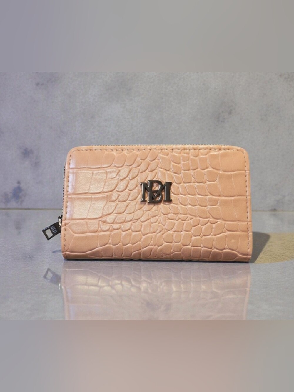 Badgley Mischka Vegan Croc Leather Zip Wallet -NWOT